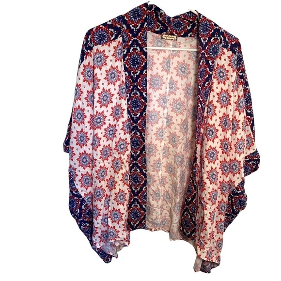 Eyeshadow Open Circle Starburst Kimono White Red Blue - Picture 1 of 10